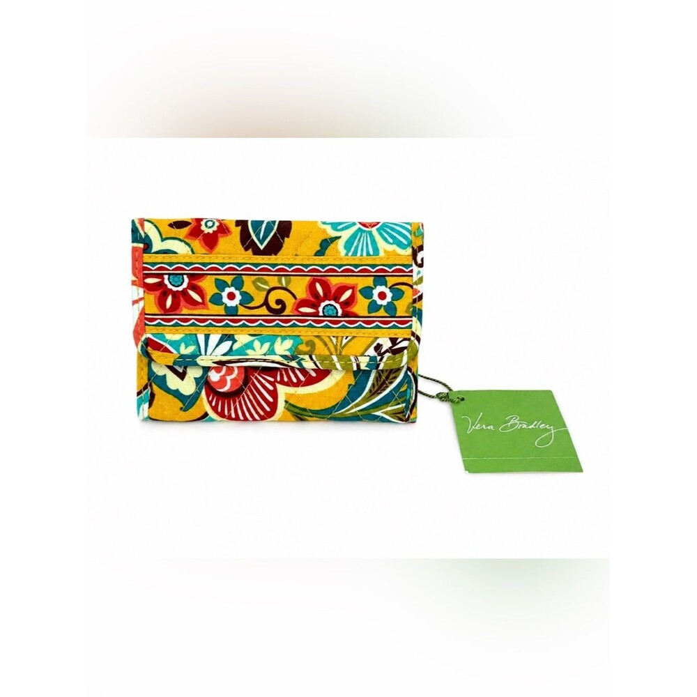 NWT Vera Bradley Provencal Wallet Euro Retired Floral Print Quilted Compact
